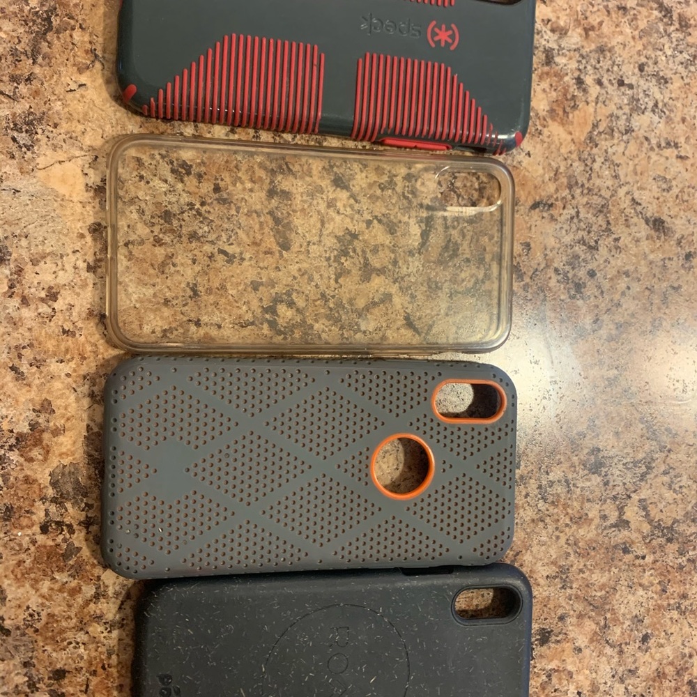 4 iPhone X Cases